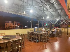 大堂-原龙海鲜大排档(美食地标店)