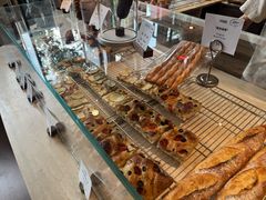 -VERIE BAKEHOUSE