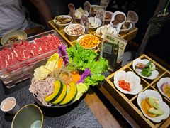 -菌自由丨野生菌火锅特色庭院餐厅(丽江古城店)