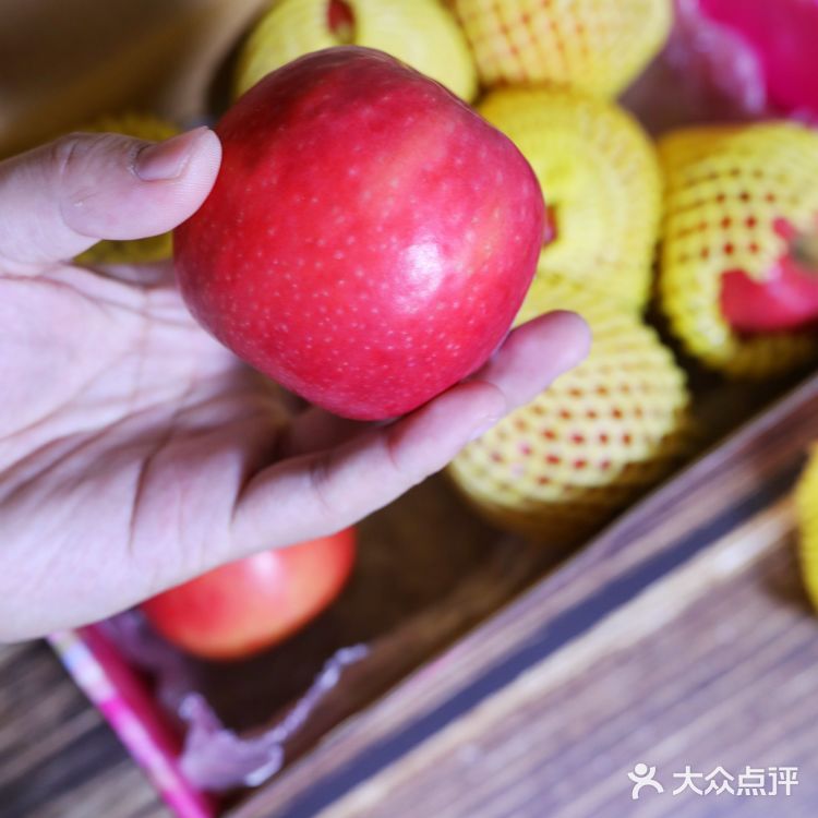 酸酸甜甜粉红佳人，爱上这个澳洲小红果
