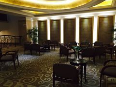 -山明水秀大饭店