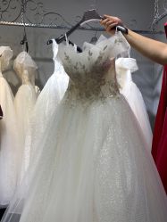 -NaNa婚纱礼服馆