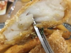 英式炸鱼配宽薯-HELLO 27 意面·沙拉·帕尼尼