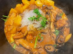 -山河屯铁锅炖·非遗东北菜(南山店)