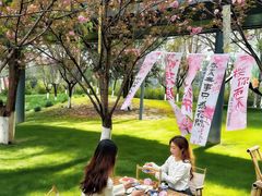 -茅草房·河畔园林火锅