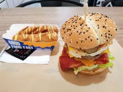 -牛纽塔·牛人堡(群众路店)