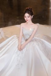 -欣薇婚纱(新源乐汇城店)