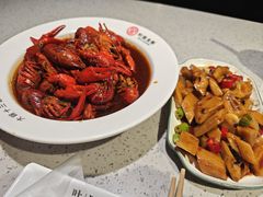 -叶派龙虾•招牌香辣蟹·海鲜(中海国际店)