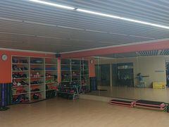 -CXFIT 陈徐健身工作室(凯旋店)