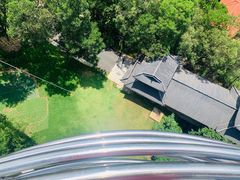 -客天下恐龙水晶玻璃桥