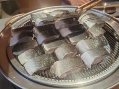 -围炉肉舍•炭烤活鳗•丹东海鲜烤肉(步行街店)