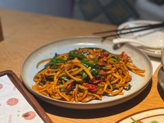 -纳鲁孜·新疆特色餐厅(上海悦荟广场店)