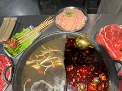 -鹿鸣山草本茶香火锅(园西路店)