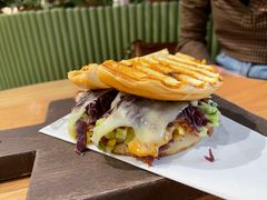 -Catch Bagel(芳草地店)