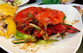 Stir-Fried Rice Noodles with Spider Crab