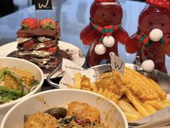 -W COLLECTIVE  DESSERT SHOP