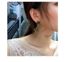 -AI艾耳·专业手工耳洞·穿孔美学馆