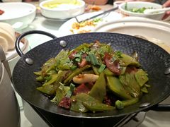 -味上湘菜馆(岳麓山店)