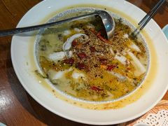 -鱼亨小鲜酸菜鱼(大信店)