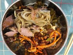 -红鼻子桂林米粉(金唐新光界店)