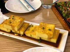 -小镇大厨新概念复合中餐厅(万达广场大连高新店)