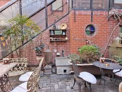 -古董花园(思南路42弄小区店)