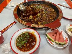 -烧哥美蛙肥肠鱼火锅·十五年社区店