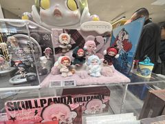 -泡泡玛特POPMART(蓝色港湾店)