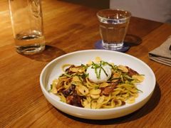 -ROAST coffee & eatery