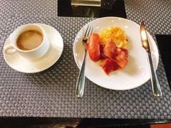 -茂名熹龙国际大酒店(人民广场高铁站店)