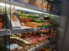 -绿姿鲜奶烘焙(临城店)