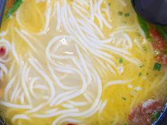-桥香园过桥米线(国贸店)