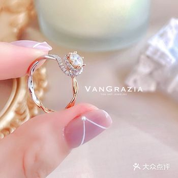 /青岛婚戒首选/感谢你的出现，令我一生欢喜