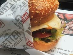-The Habit Burger Grill 哈比特汉堡(爱琴海店)