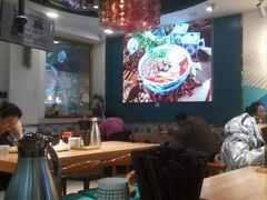 -白阿婆过油肉拌面·大盘鸡