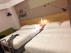 -高雄佳适旅舍-六合馆