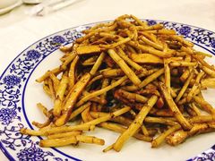 野芦蒿炒臭干-广迎居老正兴菜馆
