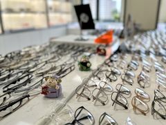 -潘多拉眼镜·蔡司依视路明月(潘家园店)