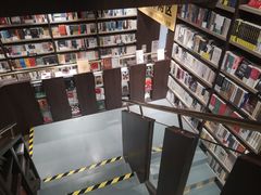 -钟书阁(群光广场店)