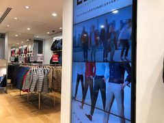 店内环境-优衣库(银座店)