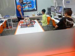 -斯坦星球AI编程·机器人科创·科学实验·信奥·思维·STEM·乐高·竞赛考级(浦东联洋广场大拇指龙阳御桥中心)