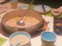 -洪氏嗨捞·猪肚鸡火锅(阳光天地店)