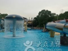 -热带风暴水上乐园(新镇路)