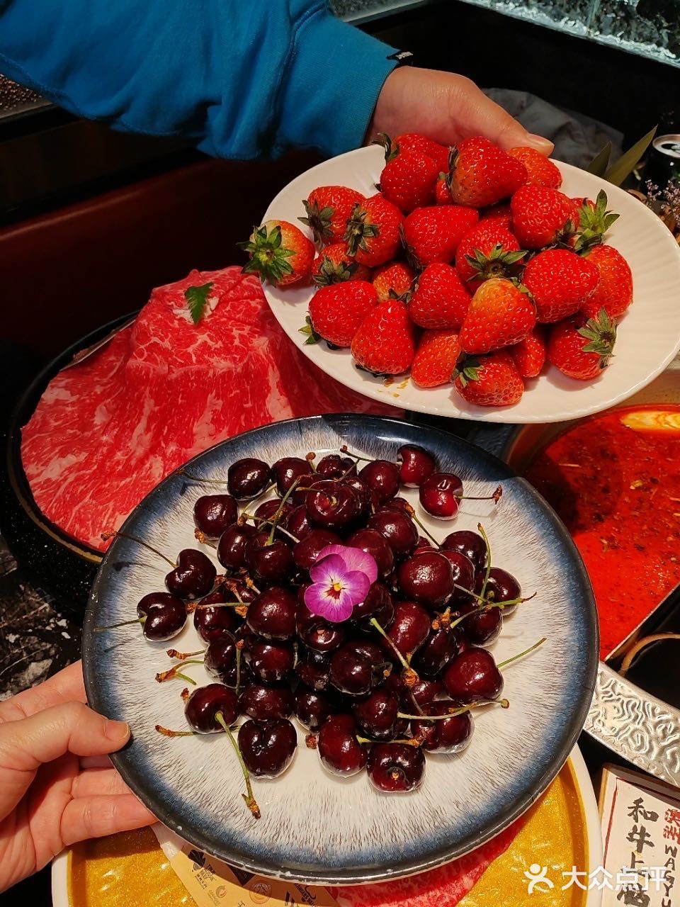 什么 ？一绪聚餐还送金子