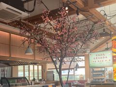 -蜜桃餐厅·伴山(湖滨商业街店)