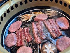 -炼火烤肉店