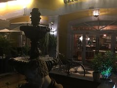 -火车头法国西餐厅