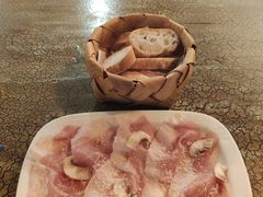 -羽深肉铺 Steak & Wine