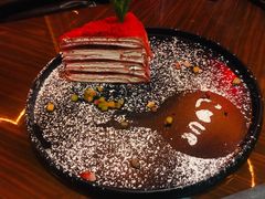 红丝绒千层-YUE·6·西式融合餐厅(外滩六号店)