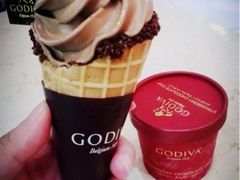 iphone_upload_pic-GODIVA(王府井apm店)